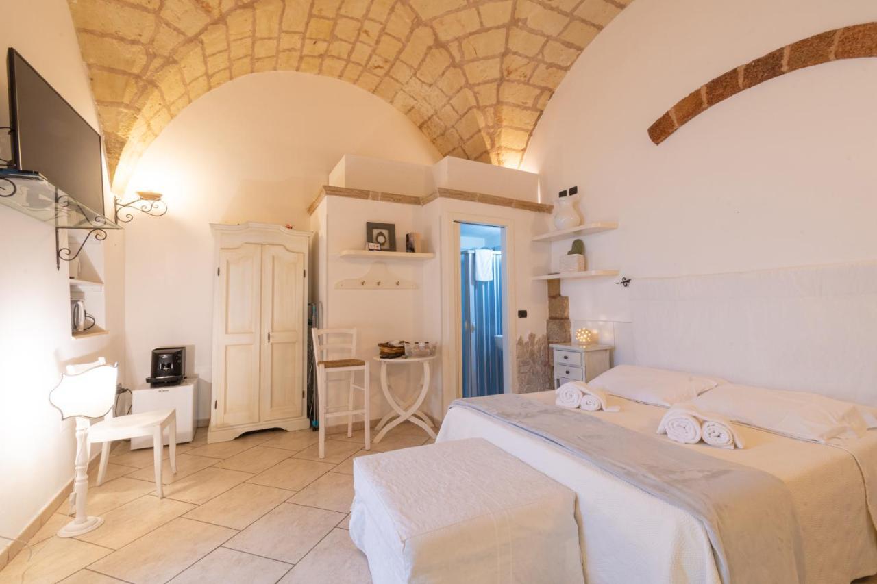 Leondari Rooms V Collection Otranto Eksteriør bilde